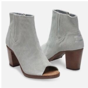 Toms‎ gray peep Toe Heels size10